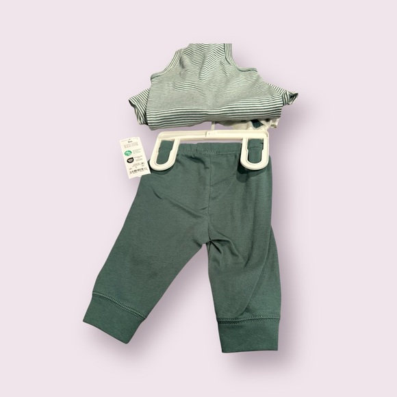 NWT Baby Carter's Dinosaur Baby Bodysuit Set With Sweatpants Size 3 Months - Picture 8 of 9